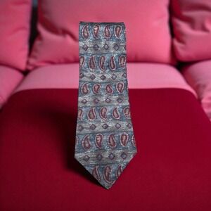 BUGATTI Men's Necktie Italian Silk Paisley Pattern Burgundy Blue Made In‎ USA